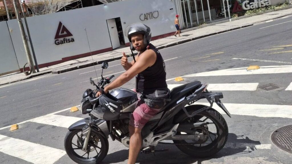 Trilhas e cachoeiras